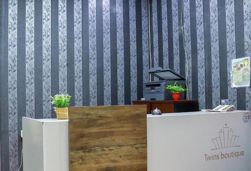 هتل Twins Downtown