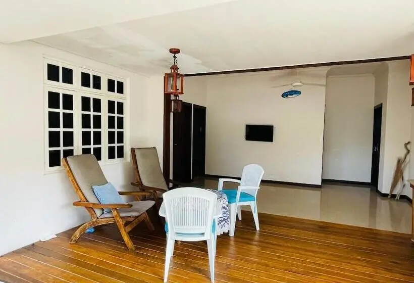 پانسیون Orimas Retreat