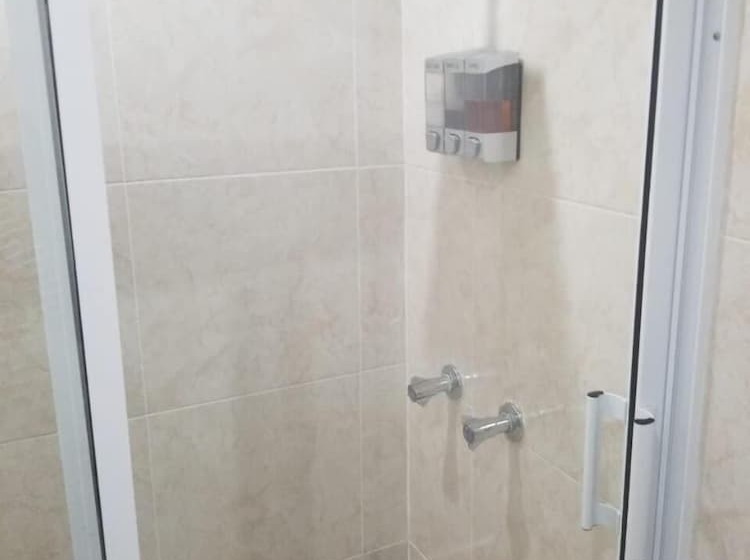 پانسیون Room In Guest Room Casa Docia Samana Standard Double Room 4