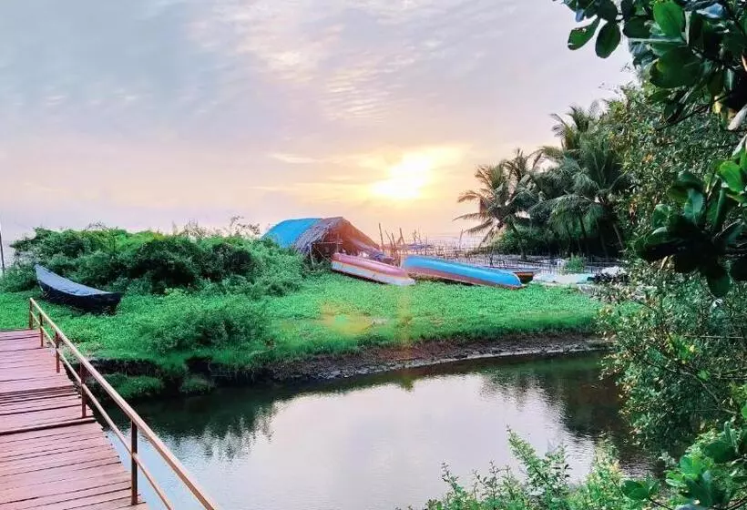 Samant Beach Resort And Villa