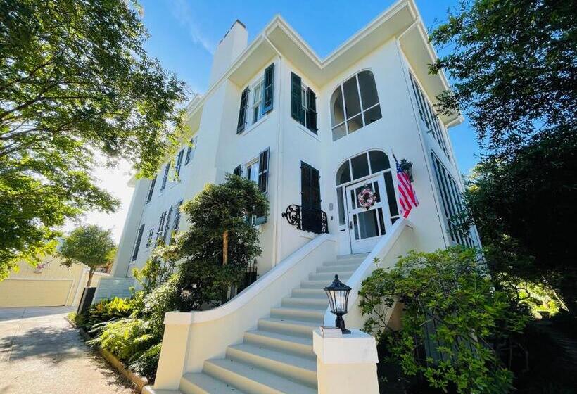 مبيت وإفطار Virginia Point Inn