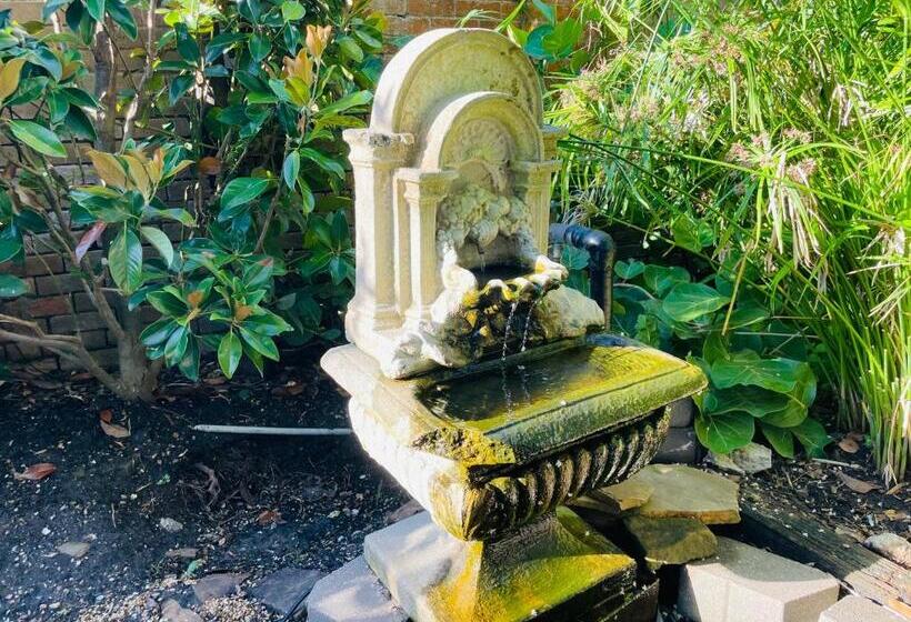 تختخواب و صبحانه Virginia Point Inn