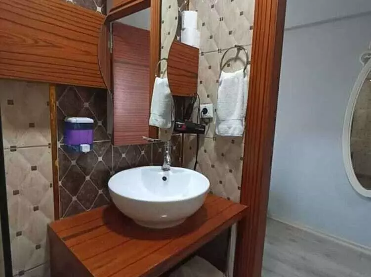 Adalı Hotel & Suites