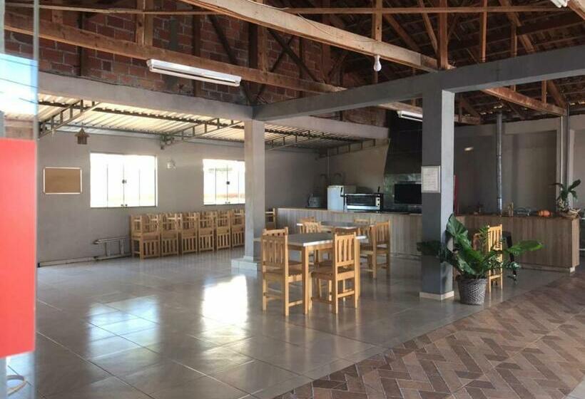 בית מלון כפרי Dom Alcides