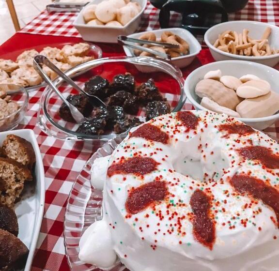 בית מלון כפרי Dom Alcides