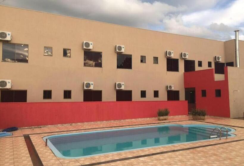 בית מלון כפרי Dom Alcides