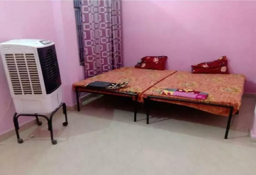 Hotelli Maheshwari Bhavan By Wb Inn