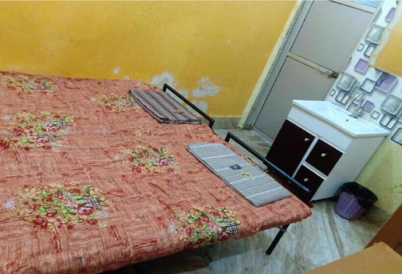 בית מלון כפרי Maheshwari Bhavan By Wb Inn