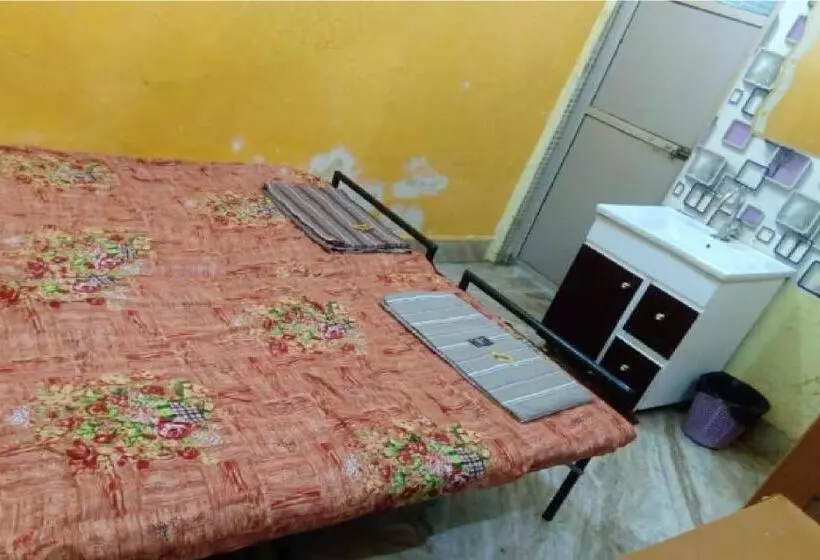 Hotelli Maheshwari Bhavan By Wb Inn