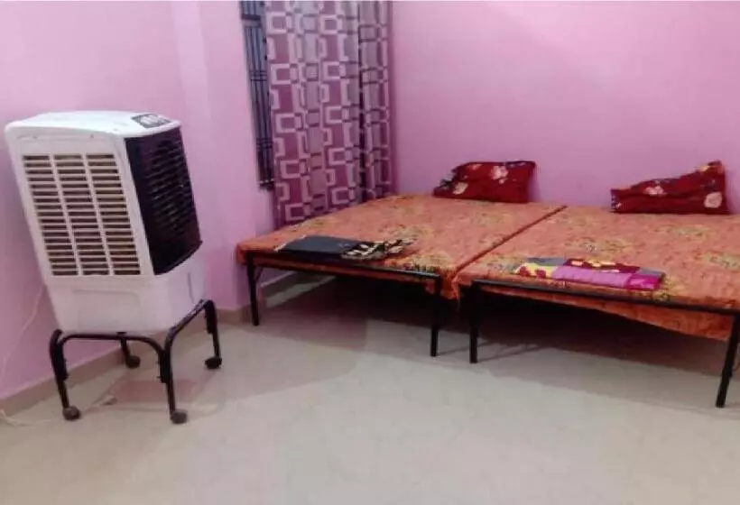Hotelli Maheshwari Bhavan By Wb Inn