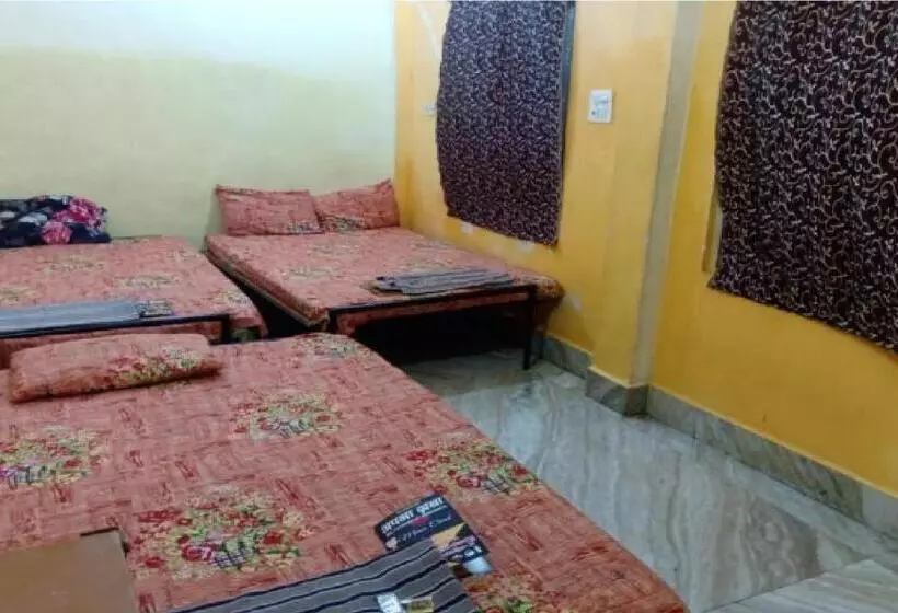 Hotelli Maheshwari Bhavan By Wb Inn