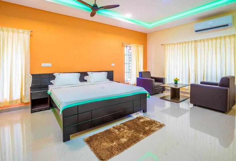 Hotel Tamilnadu, Hogenakkal