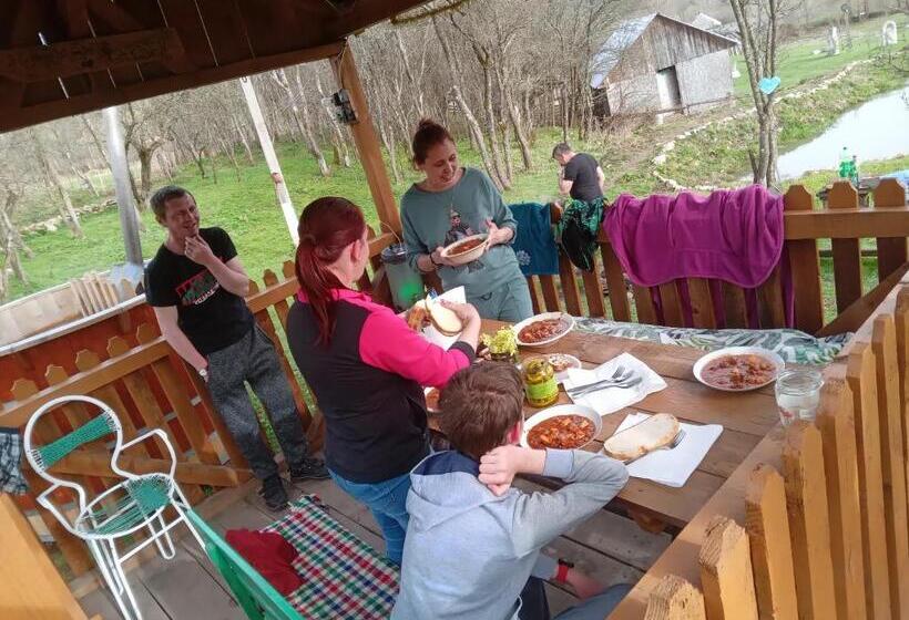 پانسیون Room In Guest Room Sejour In Green Garden With Lake View For 2 People