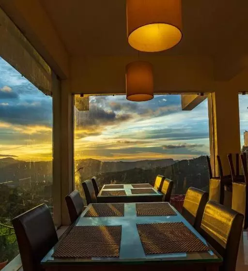 Lomakeskus Warmth Hill Crest