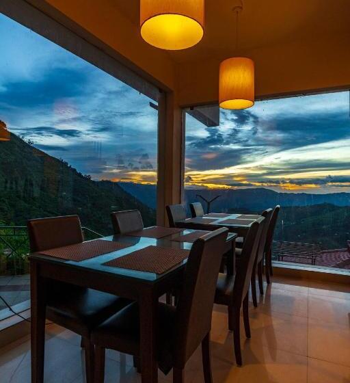 Resort Warmth Hill Crest