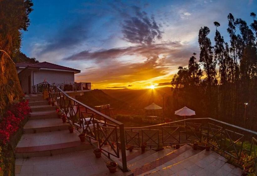 Resort Warmth Hill Crest