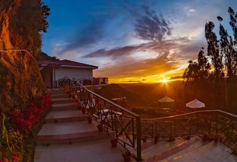 Lomakeskus Warmth Hill Crest