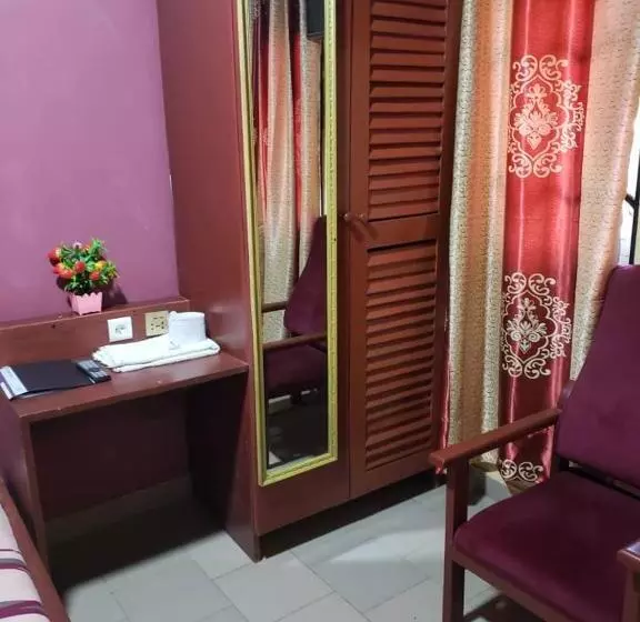 هاستل Britannia Hôtel Cmr
