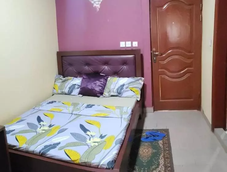 هاستل Britannia Hôtel Cmr