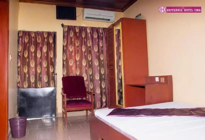 هاستل Britannia Hôtel Cmr