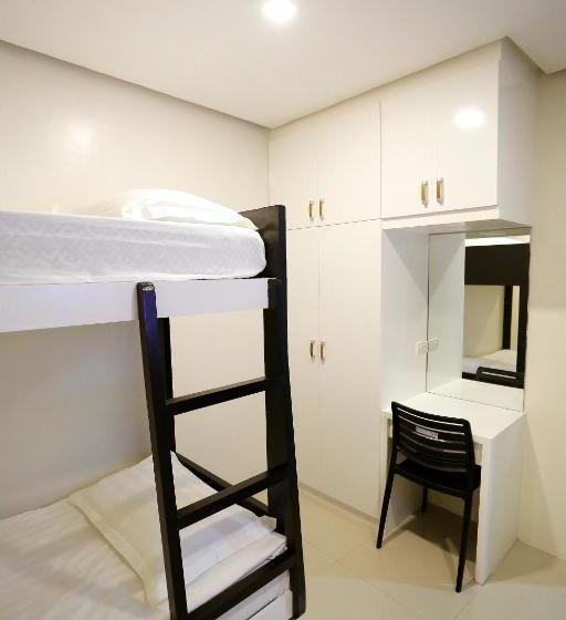 הוסטל Centro Square Transient