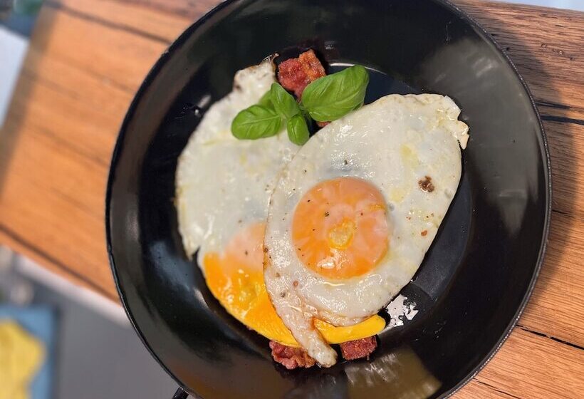 住宿加早餐 Passage 84 Hotel & Café