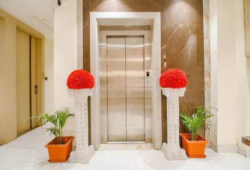 Fabhotel Harriot