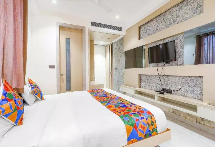 Fabhotel Harriot