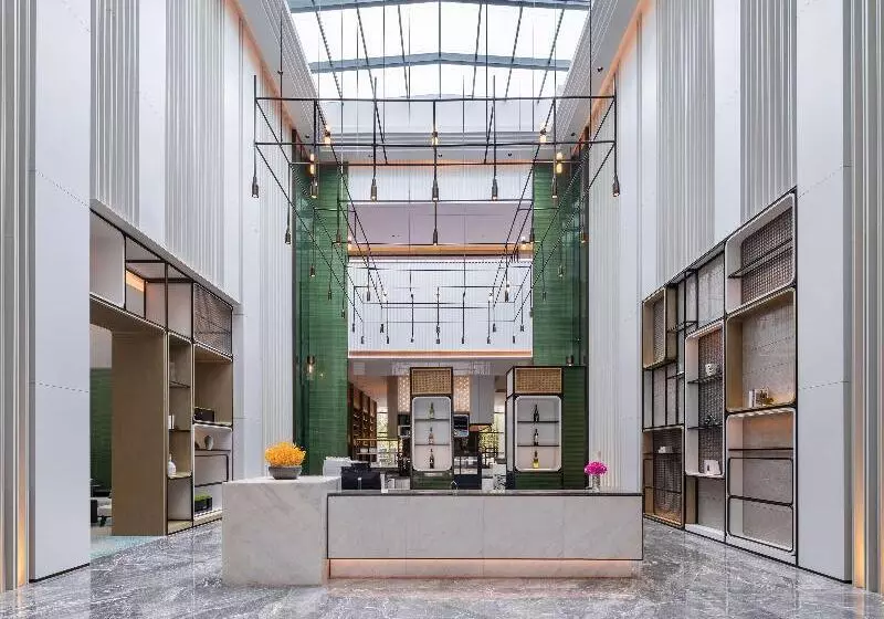 ホテル Doubletree By Hilton Kunming Airport