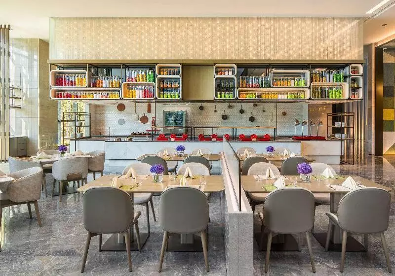 ホテル Doubletree By Hilton Kunming Airport