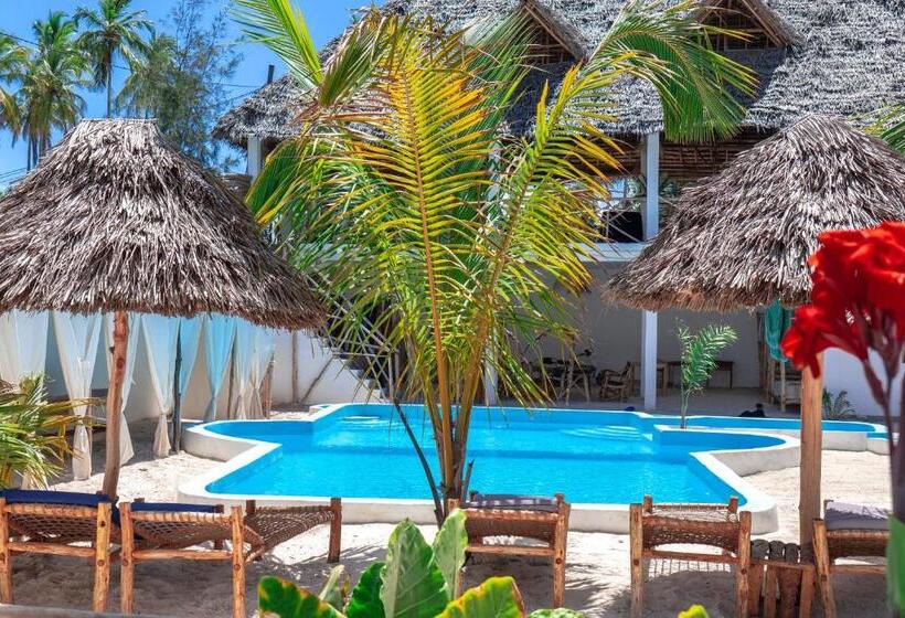 فندق Heart Of Zanzibar Bungalows