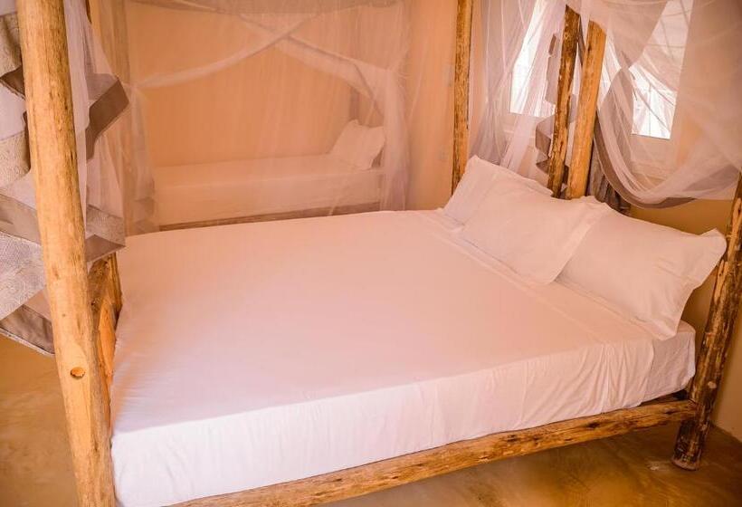 فندق Heart Of Zanzibar Bungalows