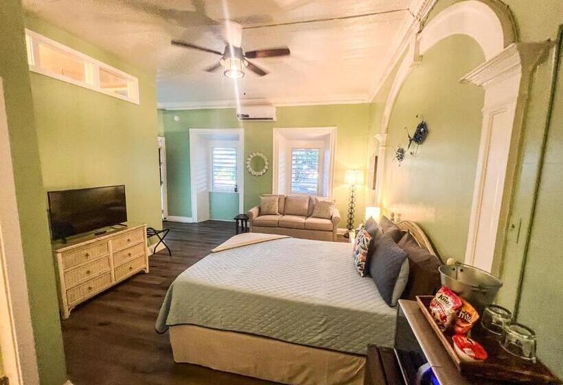 هتل Victoria House