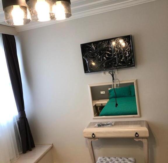 White Island Boutique Otel