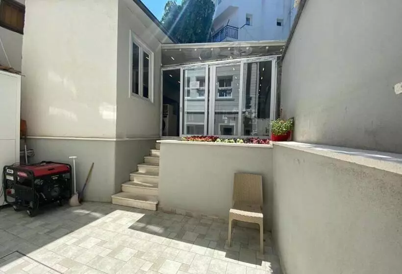 White Island Boutique Otel