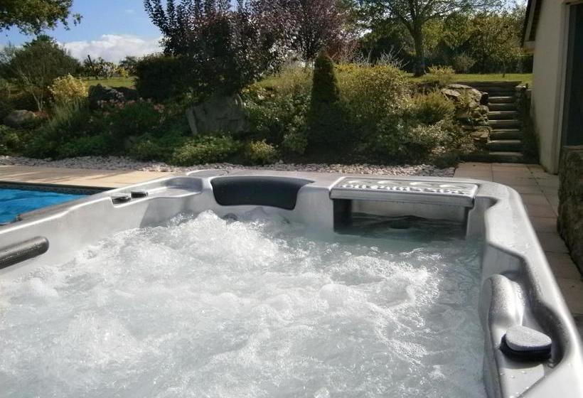 مبيت وإفطار Logis La Folie