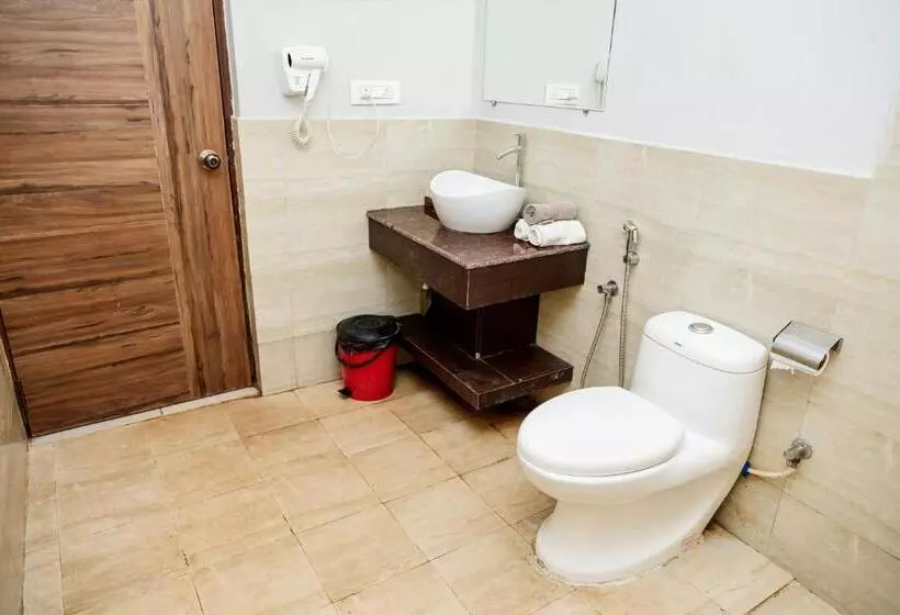 Hotelli Fourteen Pods By The Sea