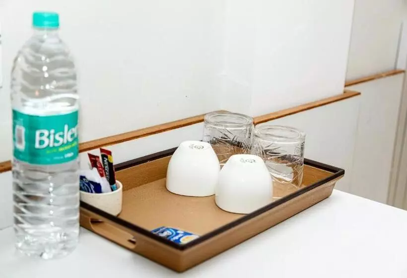 Hotelli Fourteen Pods By The Sea