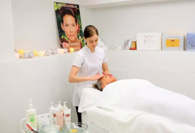 ホテル Hirvihaaran Kartano