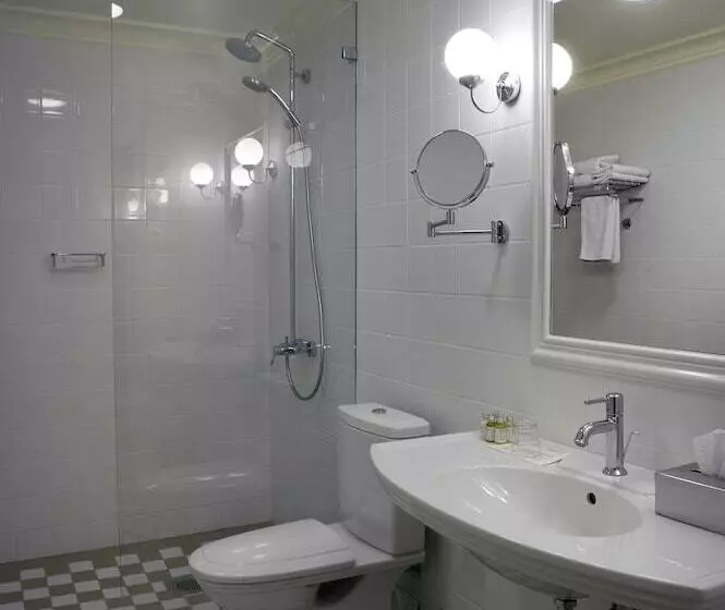 ホテル Hirvihaaran Kartano