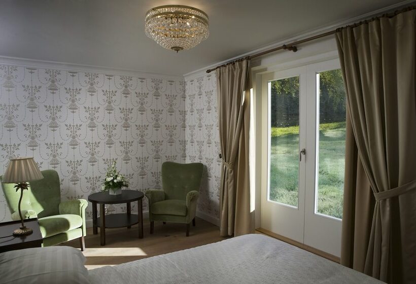 ホテル Hirvihaaran Kartano