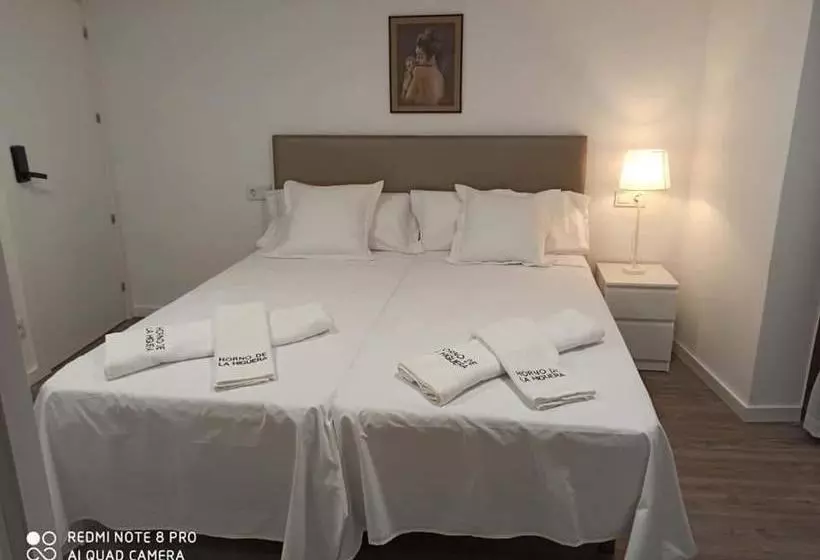 Hotelli Horno De La Higuera Alojamiento