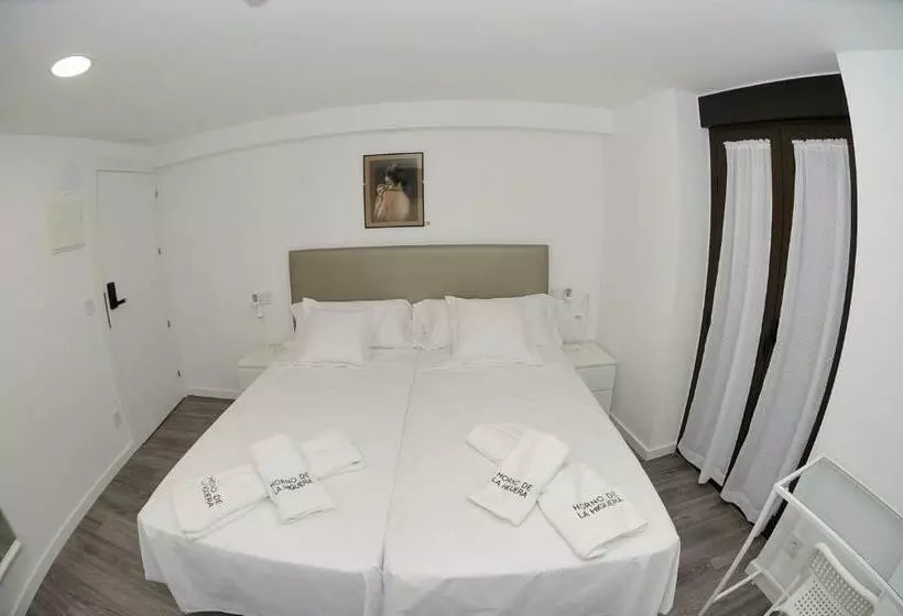 Hotelli Horno De La Higuera Alojamiento