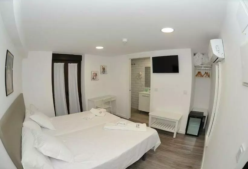 Hotelli Horno De La Higuera Alojamiento