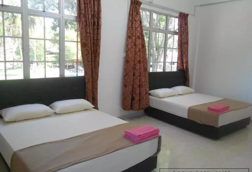Hotelli Oyo 90316 Tt Rest House