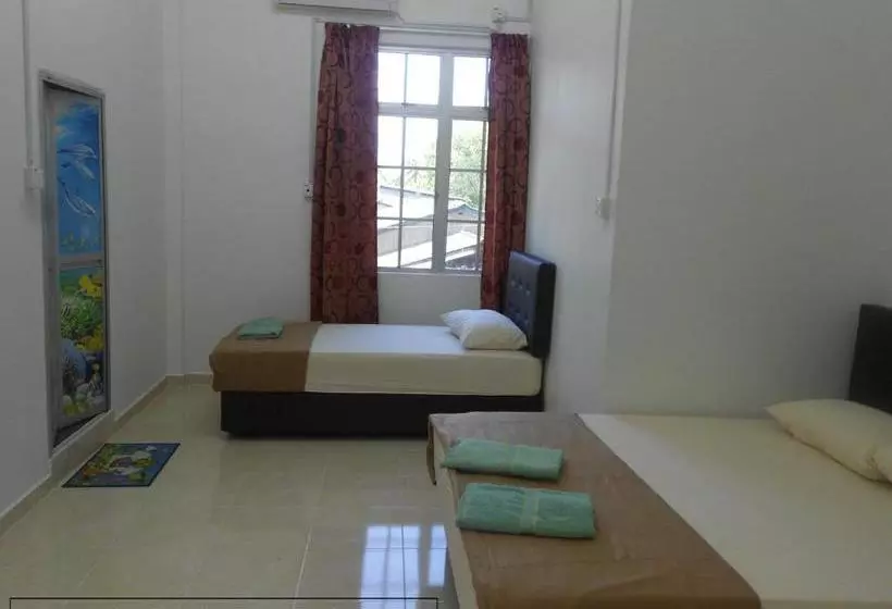 Hotelli Oyo 90316 Tt Rest House