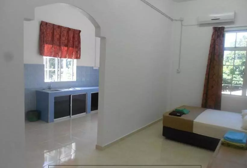 Hotelli Oyo 90316 Tt Rest House