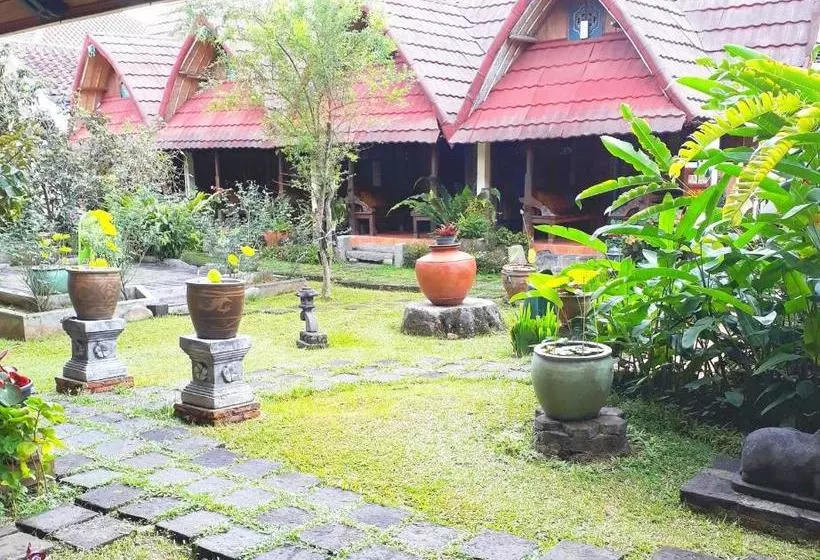 Hotel Taman Teratai