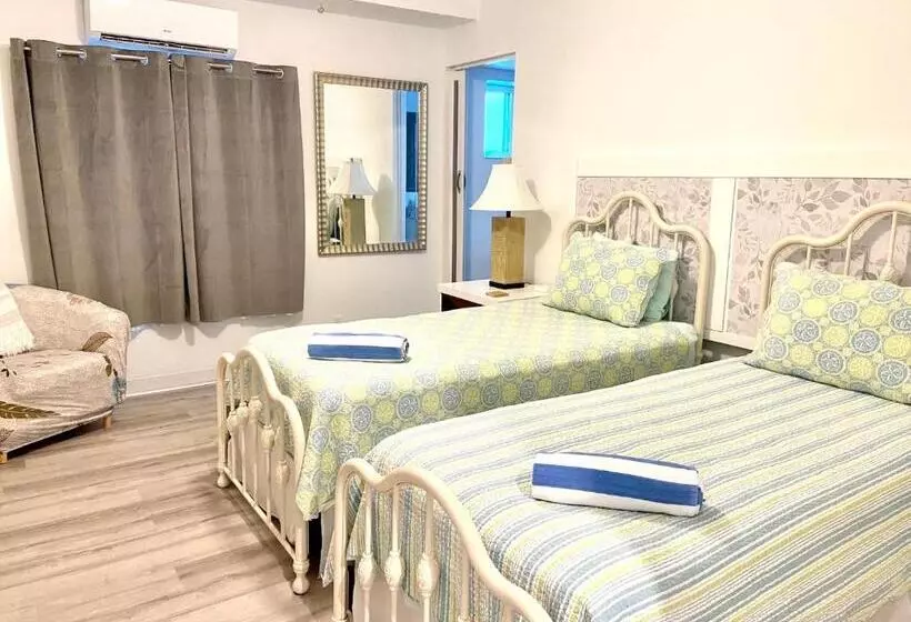 モーテル Organic Beach Retreat