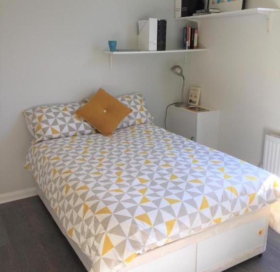 Pensão Curzon Lodge